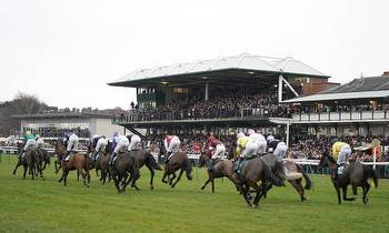 16:45 Warwick: Timeform preview and free Race Pass