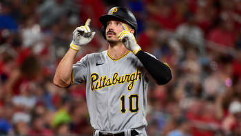 2022 MLB odds, picks, bets for Monday, Sept. 12 from proven model: This four-way parlay pays more than 11-1