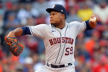 2022 MLB playoffs expert picks: Odds for Yankees at Astros Game 2