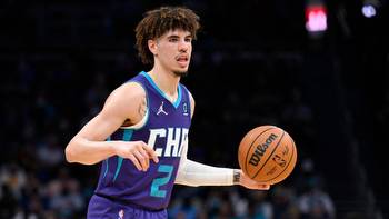 2022 NBA playoffs: Hornets vs. Hawks prediction, odds, play-in tournament picks by model on 85-55 run
