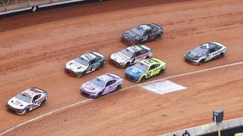 2023 NASCAR at Bristol odds, predictions, start time: Proven model has surprising Food City Dirt Race picks