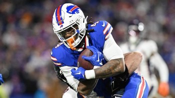 2023 NFL Week 14 player props, odds, expert picks, prop bets: James Cook goes over 44.5 rushing yards