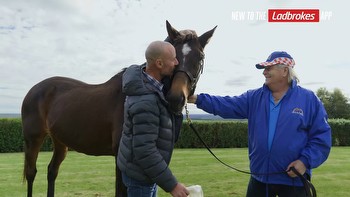 Glen Boss has emotional reunion with three-time Melbourne Cup winner Makybe Diva as part of new television series starring champion jockey
