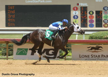 Calhoun Runners Vietnam Victory, Free Drop Maddy Sweep Divisions Of Texas Thoroughbred Association Futurity at Lone Star