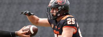 2023 Oregon State Beavers win total betting strategy: Arrival of D.J. Uiagalelei could push Jonathan Smith's team over the top in Pac-12