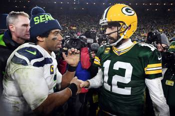 Aaron Rodgers or Russell Wilson to Broncos? Here’s the odds either will land in Denver, according to one sportsbook.
