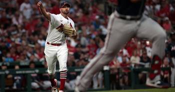 Adam Wainwright details root of September struggles, writes Cardinals 'deserved better'