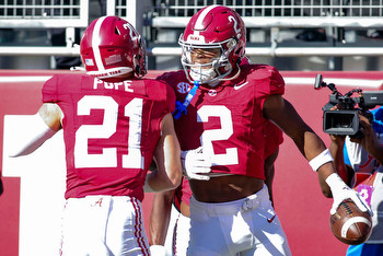 Alabama at Auburn line, prediction, odds: Can Tigers knock rivals out of CFP race?