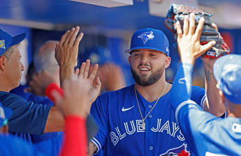 Athletics vs Blue Jays Odds, Picks, & Predictions Today