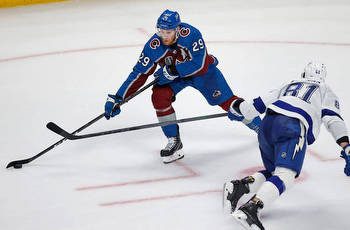 Avalanche vs Lightning Odds, Picks and Predictions Tonight