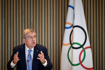 Bach criticises Ukraine for not allowing athletes to compete with Russians
