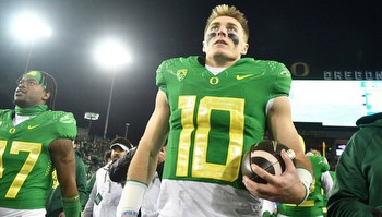 Best Football Betting Promos: $4,900 in Bonuses for Oregon vs. Washington