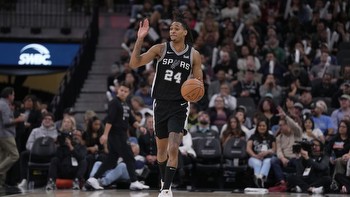 Best NBA prop bets today for Spurs vs. Rockets (Trust this Devin Vassell prop)
