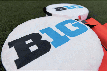 Big Ten: Illini go for 4 wins in row in showdown with Iowa