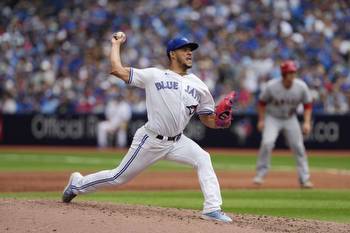 Blue jays vs Reds Prediction