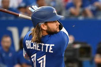 Bo Bichette bets on himself with new Blue Jays deal