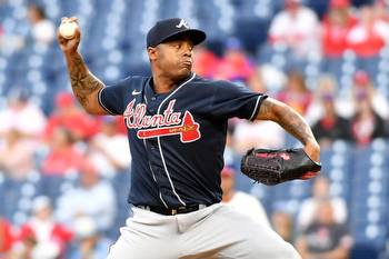Braves closer Raisel Iglesias to start season on IL with ‘low-grade’ shoulder inflammation