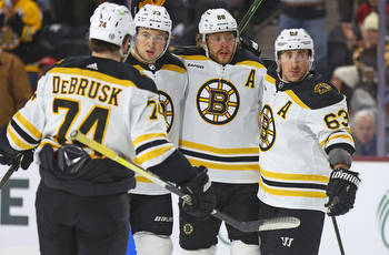 Bruins vs Golden Knights Picks, Predictions, and Odds Tonight