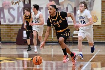 BULLDOGS ARE ON TO ABERDEEN FOR SMALL COLLEGE BASKETBALL CHAMPIONS CLASSIC