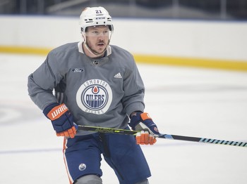 Can Adam Erne turn a PTO into a golden ticket with Edmonton Oilers?