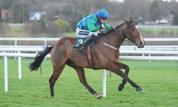 Carefully Selected comes out on top in thrilling Thyestes