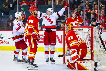 Carolina Hurricanes vs Calgary Flames 1/7/22 NHL Picks, Predictions, Odds