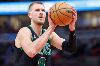 Celtics vs Cavaliers Picks, Predictions & Odds Tonight