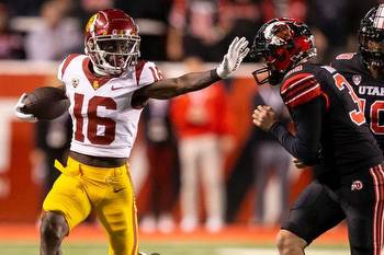 CFB championship week odds: USC, TCU barely favored