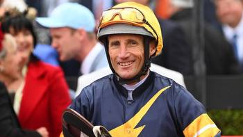 Champion WA jockey Damien Oliver left without Melbourne Cup ride after Caulfield Cup winner Durston withdrawn