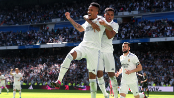 Champions League picks, predictions, odds: Experts say Real Madrid get past Liverpool, Napoli cruise