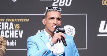 Charles Oliveira reveals why he accepted Islam Makhachev bout