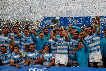 Cheika's Pumas steal series win over Scots