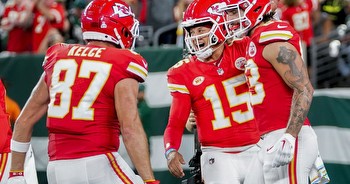 Chiefs vs. Packers same-game parlay picks: Best bets for SNF