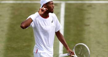 Chris Eubanks upsets Stefanos Tsitsipas in five sets to advance to Wimbledon quarterfinals