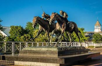 Churchill Downs donates Arlington statue to racing museum
