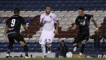 Club Olimpia vs Club Nacional Prediction, Betting Tips & Odds │13 NOVEMBER, 2022