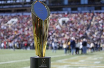 College Bowl Game Odds, Spreads, Picks & Predictions 2022-23