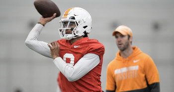 College football analyst makes bold prediction for when Nico Iamaleava will start at QB for the Tennessee Vols