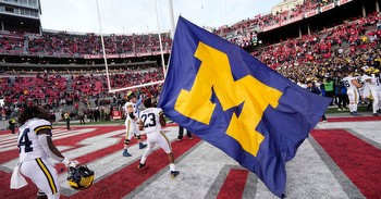 College football betting: Michigan-Ohio State leads Big Ten slate