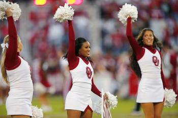 College football picks, prop bets: High-scoring Oklahoma-Texas game predicted
