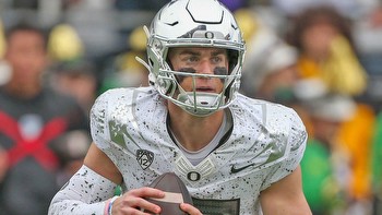 College football picks, schedule: Predictions against the spread, odds, top 25 games in Week 11