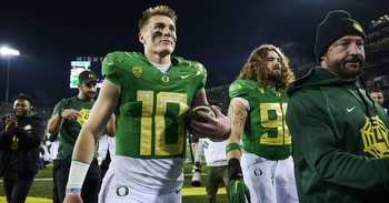 College Football preview: Can Oregon take down Washington?