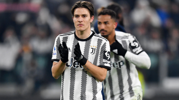 Corner Picks, soccer odds, best bets: Liverpool to top Manchester United, Juventus stay hot against Roma, more