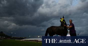 Cox Plate 2022: Group 1 Manikato Stakes delayed until Saturday after lightning causes havoc