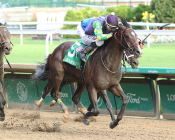 Curly Jack Holds Off Honed; Major Upset In Kentucky Derby Prep