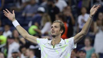 Daniil Medvedev vs Karen Khachanov Prediction, Betting Tips & Odds │6 JANUARY, 2023