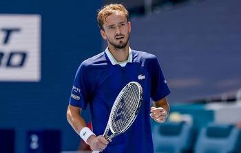 Daniil Medvedev vs. Lorenzo Sonego Prediction, Betting Tips & Odds │2 JANUARY, 2023