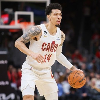 Danny Green returns to 76ers on a one-year contract
