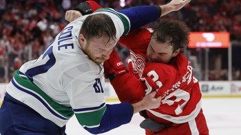 Detroit Red Wings at Vancouver Canucks odds, picks and predictions