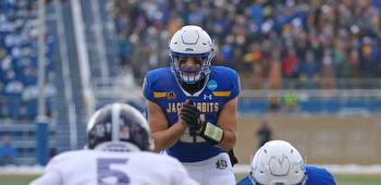 Dierks: Was No. 1 South Dakota State snubbed of a Walter Payton Award finalist?